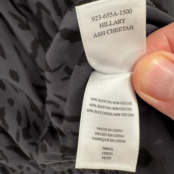 Rails Hilary Cheetah Print Faux Wrap Blouse Womens Small Gray Black - Picture 9 of 13